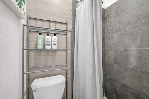 461 NW 17th Place, Fort Lauderdale FL - photo 13 of 22