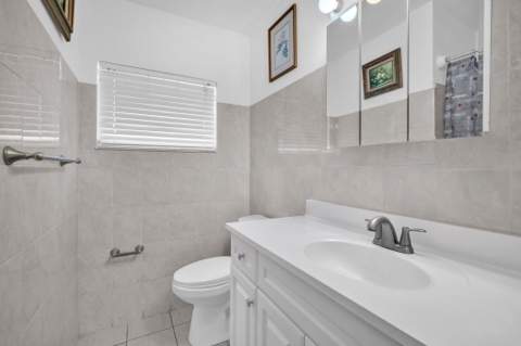 461 NW 17th Place, Fort Lauderdale FL - photo 15 of 22