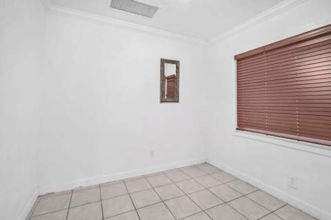 461 NW 17th Place, Fort Lauderdale FL - photo 19 of 22