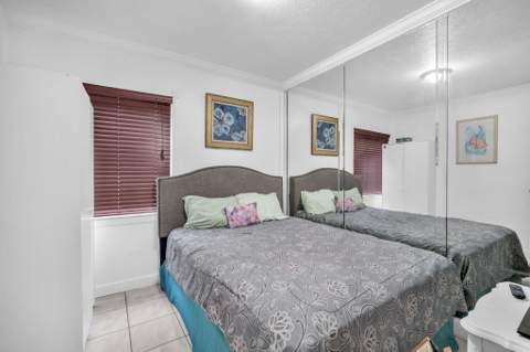461 NW 17th Place, Fort Lauderdale FL - photo 21 of 22