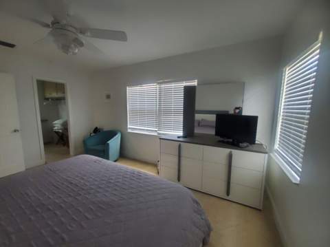 1225 Hillsboro Mile #T1, Hillsboro Beach FL - photo 17 of 18