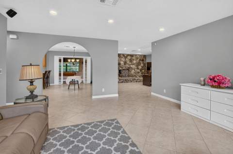 4746 Canal Drive, Lake Worth FL - photo 11 of 71
