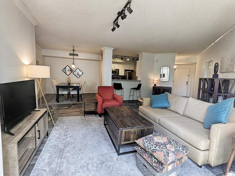2 bedroom Condominium at 630 S Sapodilla Avenue #308, Courtyards In Cityplace Condo, West Palm Beach — photo 4