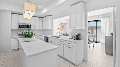 11354 Old Harbour Road, North Palm Beach FL - photo 6 of 19