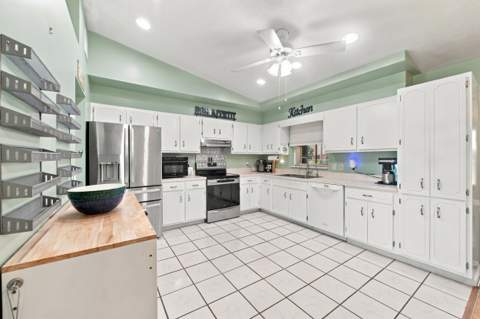 1264 SE Ladner Street, Port St. Lucie FL - photo 14 of 50