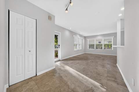 1605 NE 16th Avenue, Fort Lauderdale FL - photo 6 of 40