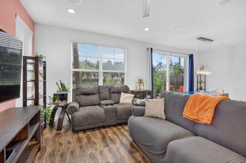 7791 SW 52nd Place #7791, Davie FL - photo 18 of 50