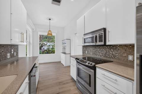 1205 Gator Trail, West Palm Beach FL - photo 13 of 39