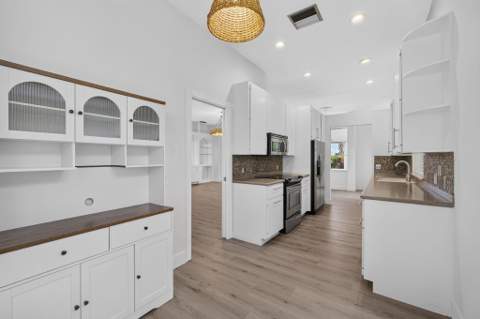 1205 Gator Trail, West Palm Beach FL - photo 15 of 39