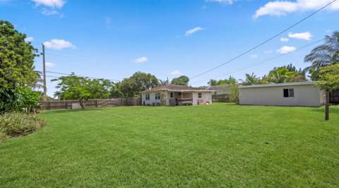711 E Coast Avenue, Lantana FL - photo 15 of 17