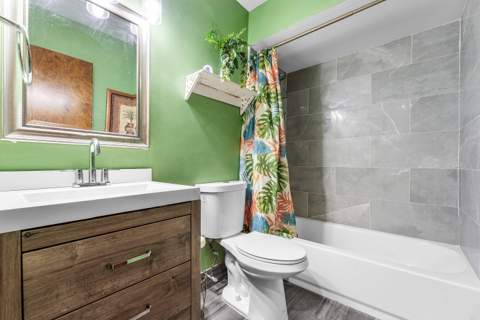 209 Wimbledon Lakes Drive, Plantation FL - photo 15 of 24