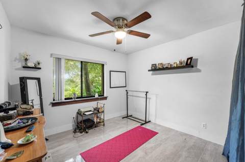 209 Wimbledon Lakes Drive, Plantation FL - photo 16 of 24