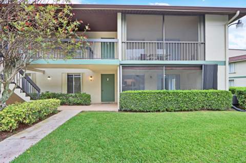 6313 Chasewood Drive #B, Jupiter FL - photo 17 of 26
