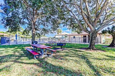 6313 Chasewood Drive #B, Jupiter FL - photo 21 of 26