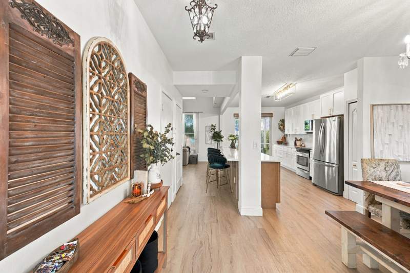 3 bedroom Single Family Residence at 3106 SW Solitaire Palm Drive, Palm Pointe At Martin Downs (Aka Martin Downs Plat, Palm City — photo 4