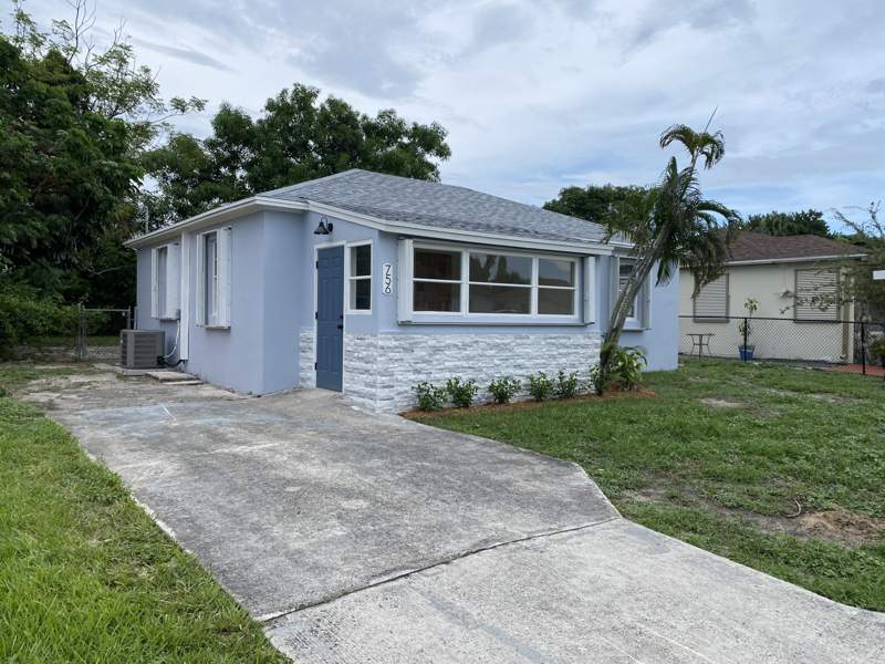 4 bedroom Single Family Residence at 756 W 1st Street, Riviera Beach Heights Add 4, Riviera Beach — photo 3