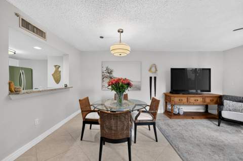 600 Scotia Drive #108, Hypoluxo FL - photo 6 of 48