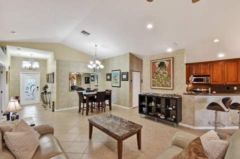 12107 Roma Road, Boynton Beach FL - photo 6 of 20