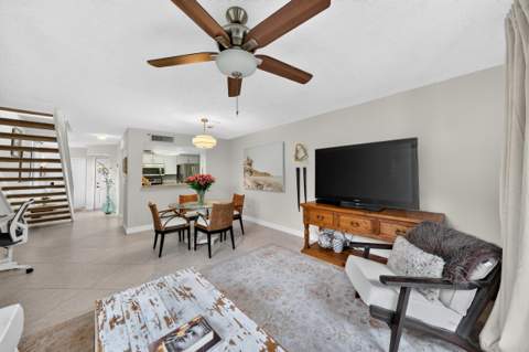 600 Scotia Drive #108, Hypoluxo FL - photo 7 of 48