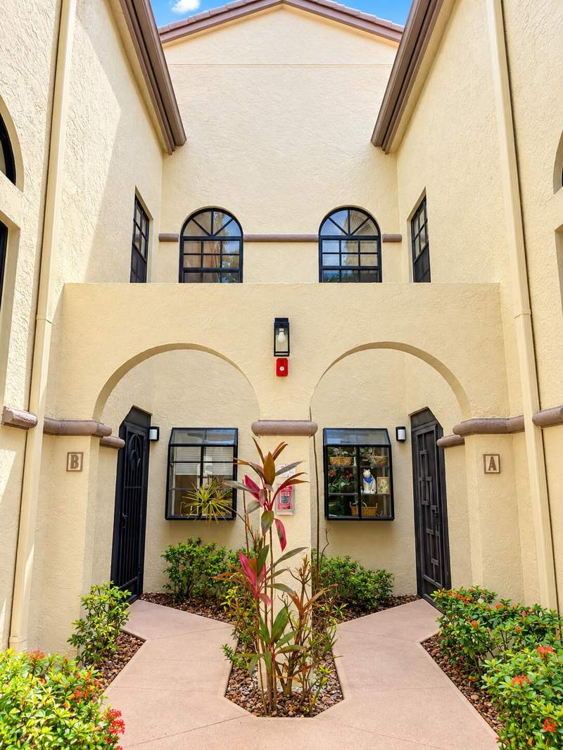 3 bedroom Condominium at 5115 Europa Drive #B, Excellente Village A,B,C,D,F, & G Condo, Boynton Beach — photo 2