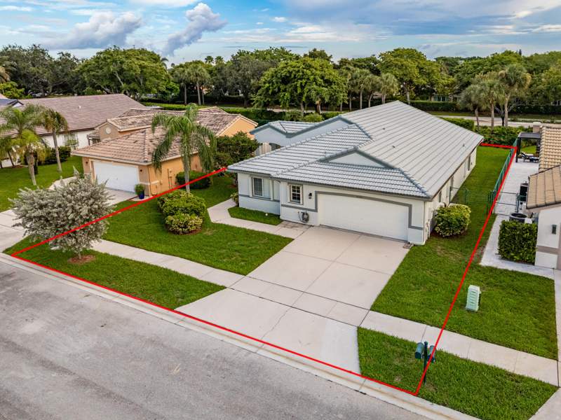 3 bedroom Single Family Residence at 16323 SW 6th Street, Heftler Homes At Pembroke Shores, Pembroke Pines — photo 4