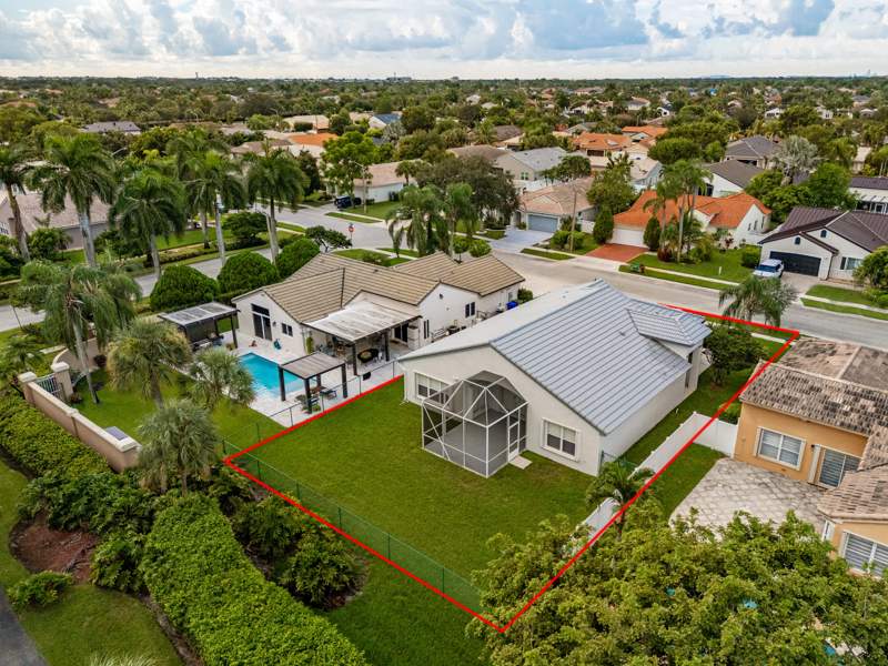 3 bedroom Single Family Residence at 16323 SW 6th Street, Heftler Homes At Pembroke Shores, Pembroke Pines — photo 5