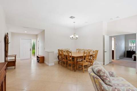 435 Mohawk Lane, Boca Raton FL - photo 15 of 44