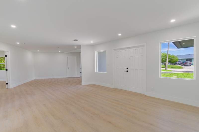 3 bedroom Single Family Residence at 413 N Ware Drive, Palm Beach Lakes South, West Palm Beach — photo 3