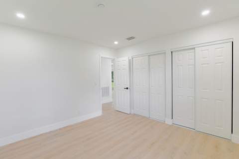 413 N Ware Drive, West Palm Beach FL - photo 12 of 25