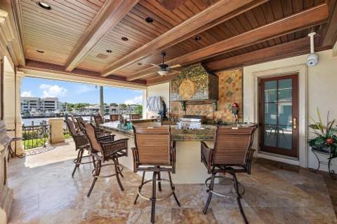 2330 Seven Oaks Lane, Palm Beach Gardens FL - photo 17 of 87