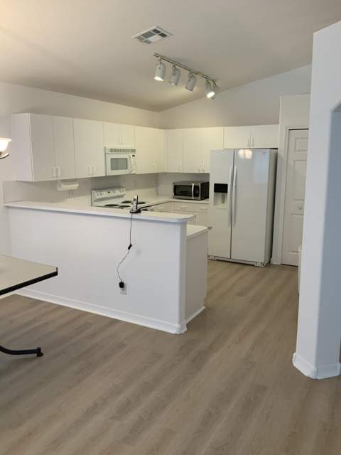 16323 SW 6th Street, Pembroke Pines FL - photo 19 of 51