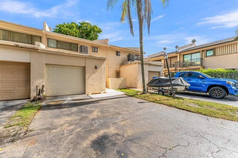 2 bedroom Townhouse at 4281 NW 76 Avenue, Colonial Lakes Villas, Davie — photo 4