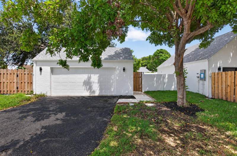 3 bedroom Single Family Residence at 905 NW 21st Way, Rainberry Lake Ph Iv-A, Delray Beach — photo 4