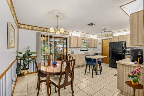 351 Baysinger Avenue, Fort Pierce FL - photo 10 of 57