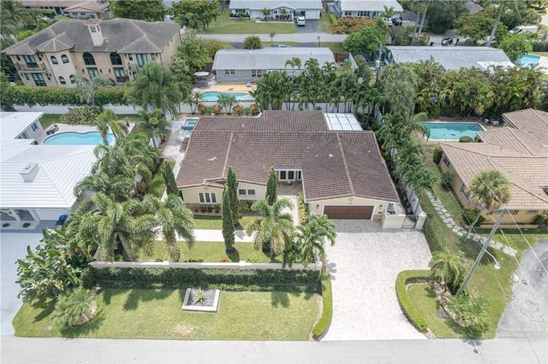 3 bedroom Single Family Residence at 2726 NE 25th Place, Coral Ridge Galt Add, Fort Lauderdale — photo 2
