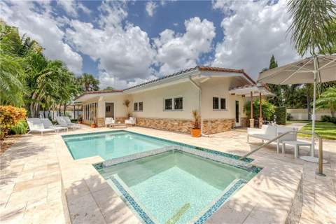 2726 NE 25th Place, Fort Lauderdale FL - photo 7 of 66