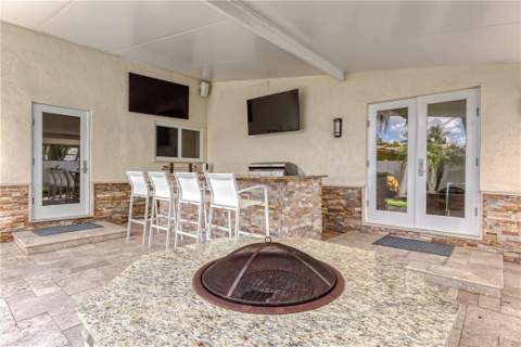 2726 NE 25th Place, Fort Lauderdale FL - photo 8 of 66