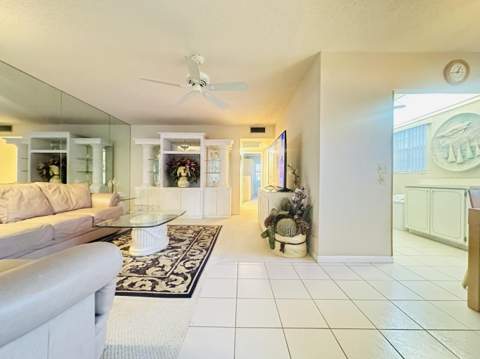364 Tilford Q, Deerfield Beach FL - photo 7 of 63