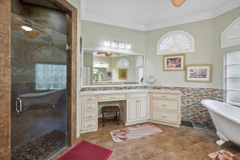 4916 Forest Dale Drive, Lake Worth FL - photo 24 of 96