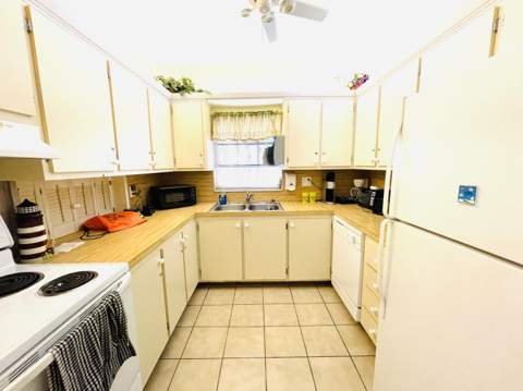 259 S Cypress Road #547, Pompano Beach FL - photo 23 of 24