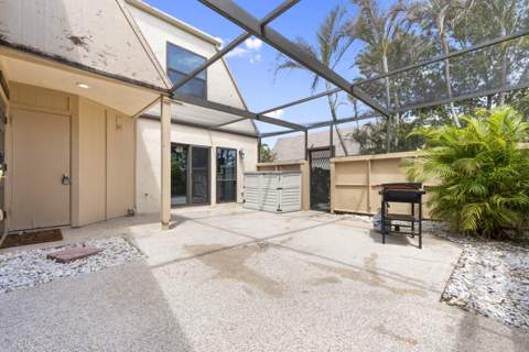 1100 SE Mitchell Avenue #204, Port St. Lucie FL - photo 6 of 39