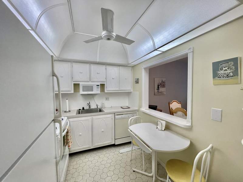1 bedroom Condominium at 259 S Cypress Road #547, Barcelona Condo North Bldg 500, Pompano Beach — photo 4