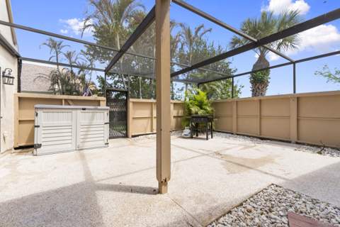 1100 SE Mitchell Avenue #204, Port St. Lucie FL - photo 8 of 39