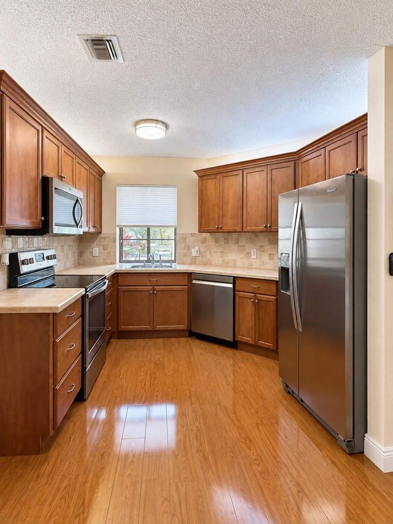 3 bedroom Condominium at 5115 Europa Drive #B, Excellente Village A,B,C,D,F, & G Condo, Boynton Beach — photo 5