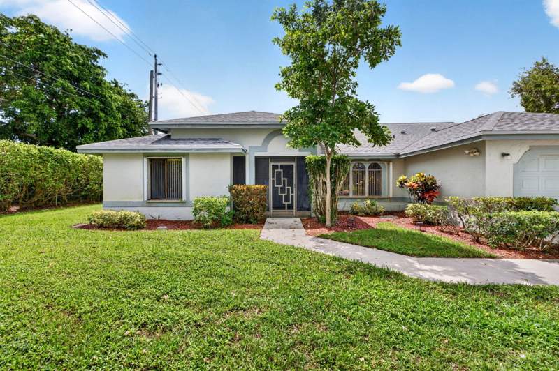 2 bedroom Single Family Residence at 2320 Riviera Drive, RAINBERRY ESTATES, Delray Beach — photo 3