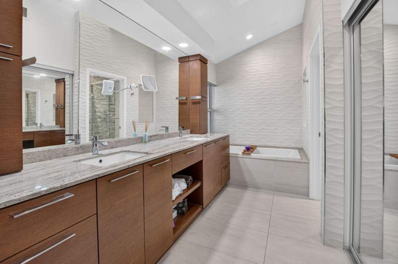 3 bedroom Single Family Residence at 21676 Club Villa Terrace, Town Place Club Villas, Boca Raton — photo 4