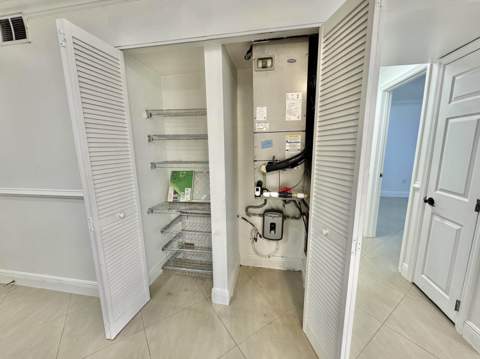6074 Forest Hill Boulevard #107, West Palm Beach FL - photo 17 of 20