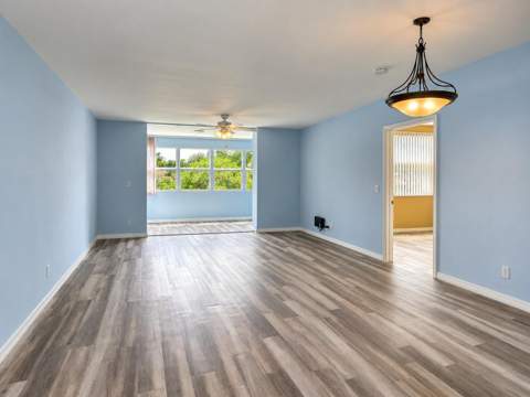 9 Willowbrook Lane #208, Delray Beach FL - photo 6 of 35