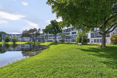 2079 Cambridge D #2079, Deerfield Beach FL - photo 24 of 25
