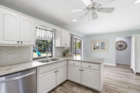 1710 SW Wildcat Trail, Stuart FL - photo 11 of 34